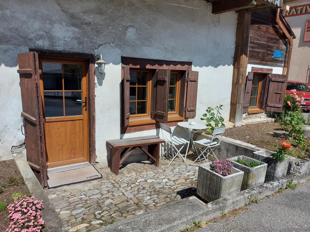 Appartement vouté en Gruyère dans l'Intyamon Enney Exterior foto