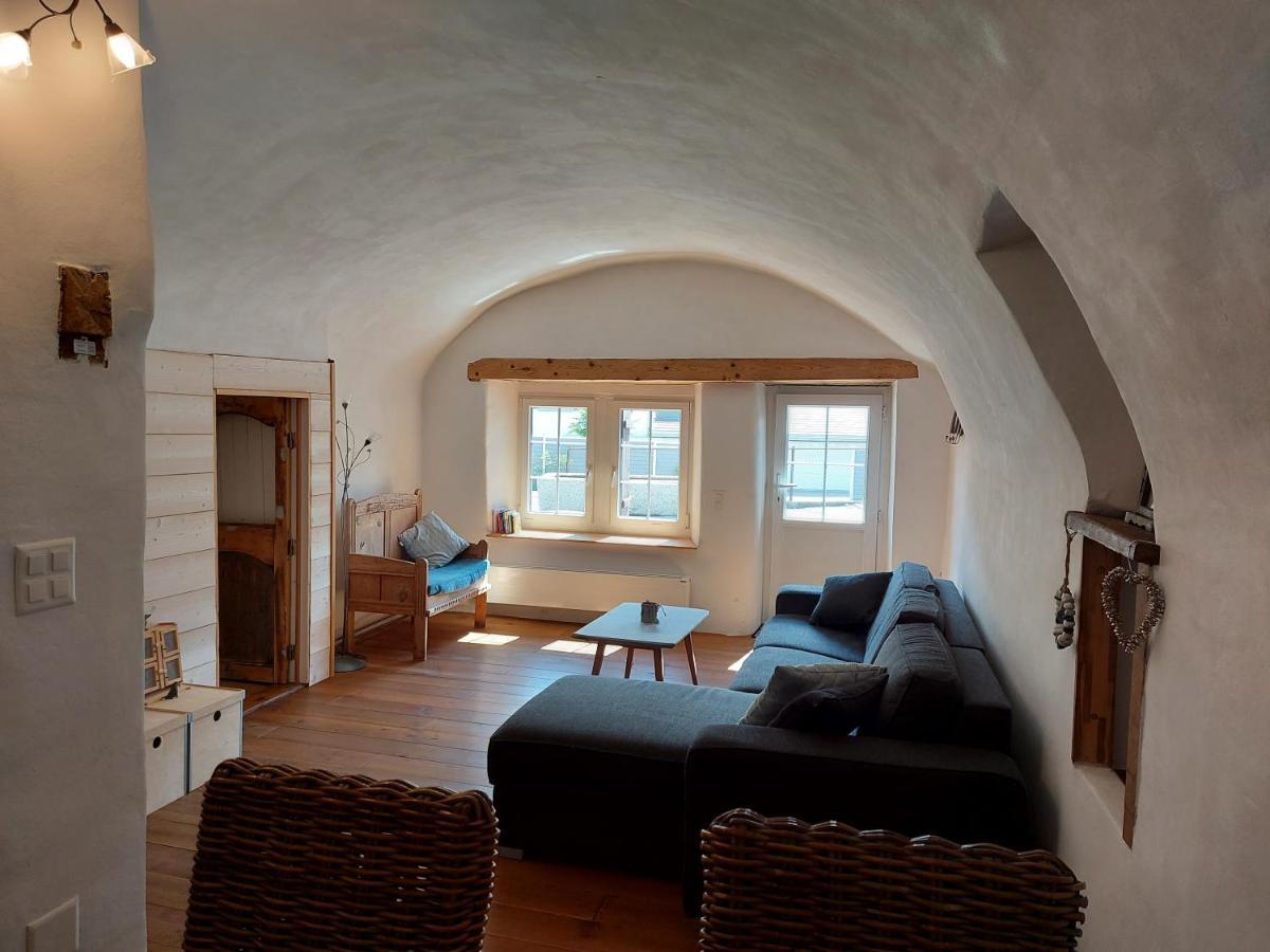 Appartement vouté en Gruyère dans l'Intyamon Enney Exterior foto